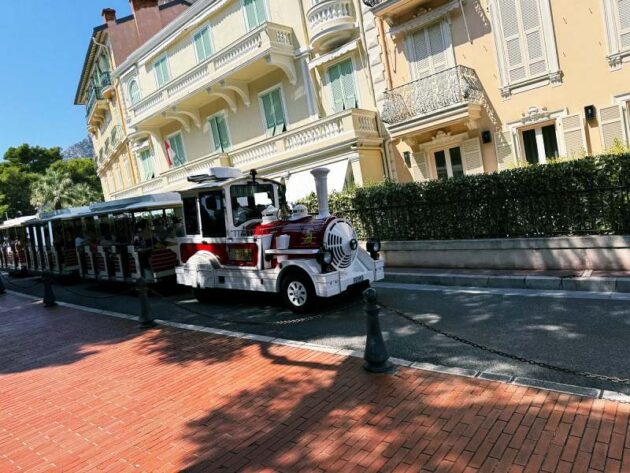 Petit train Monaco, visite Monaco, tour guidé Monaco, e-bike Monaco, balade Monaco, vieille ville Monaco, visite privée Monaco, guide Monaco, alternative petit train, activité Monaco